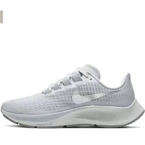 NIKE Womens Air Zoom Pegasus 37 "Platinum" Running Shoe - Picture 3 of 16
